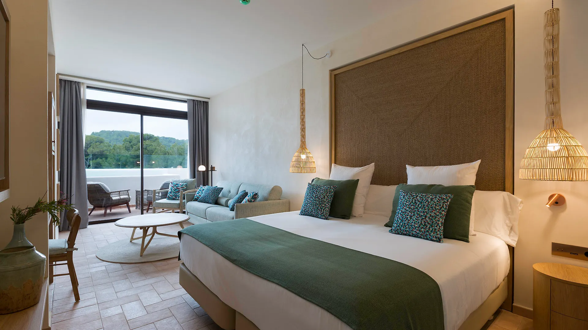 Hotel Cala San Miguel Ibiza Resort, Adults Only, Curio Collection By Hilton Port de Sant Miguel