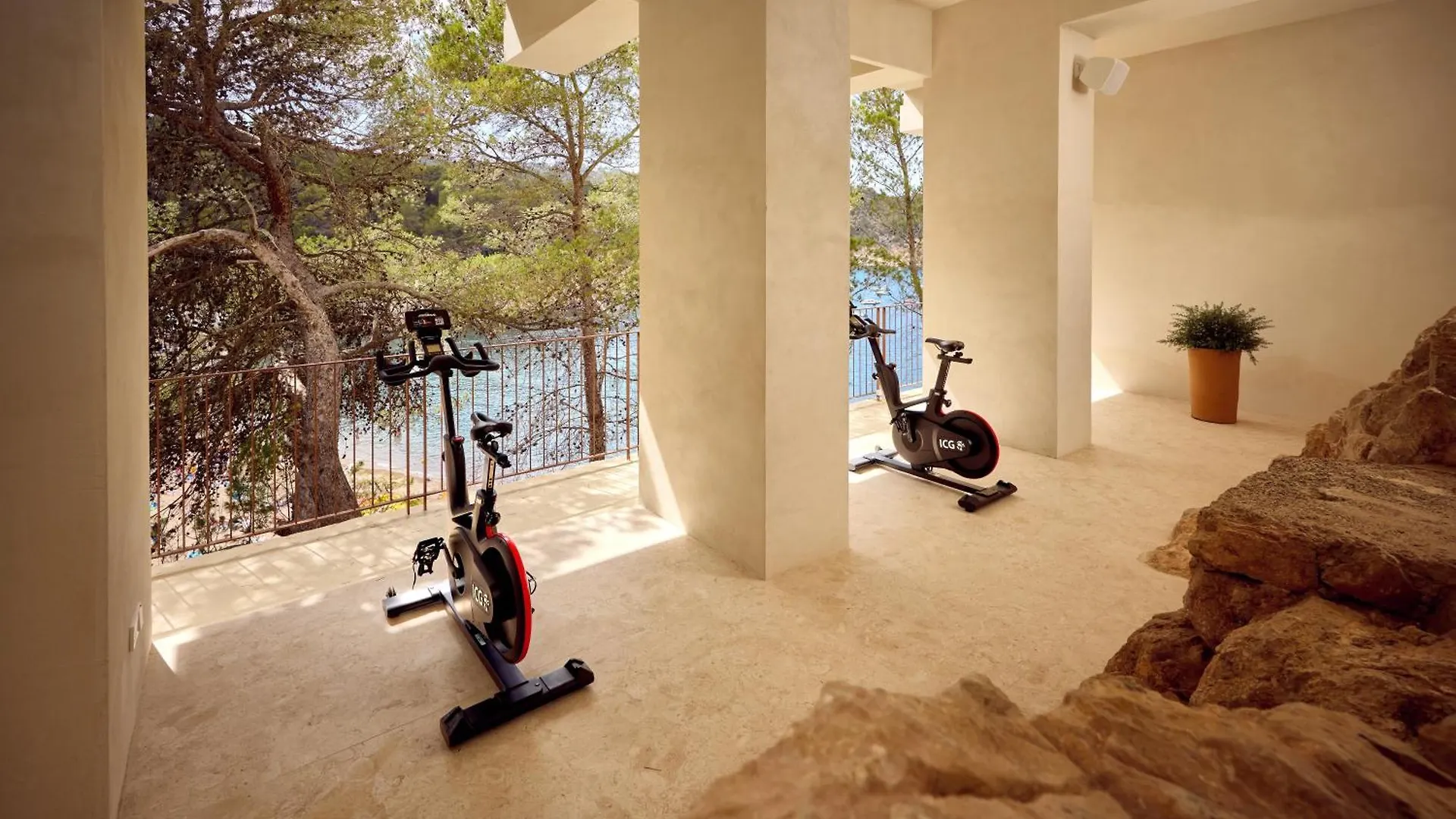 Cala San Miguel Ibiza Resort, Adults Only, Curio Collection By Hilton Port de Sant Miguel